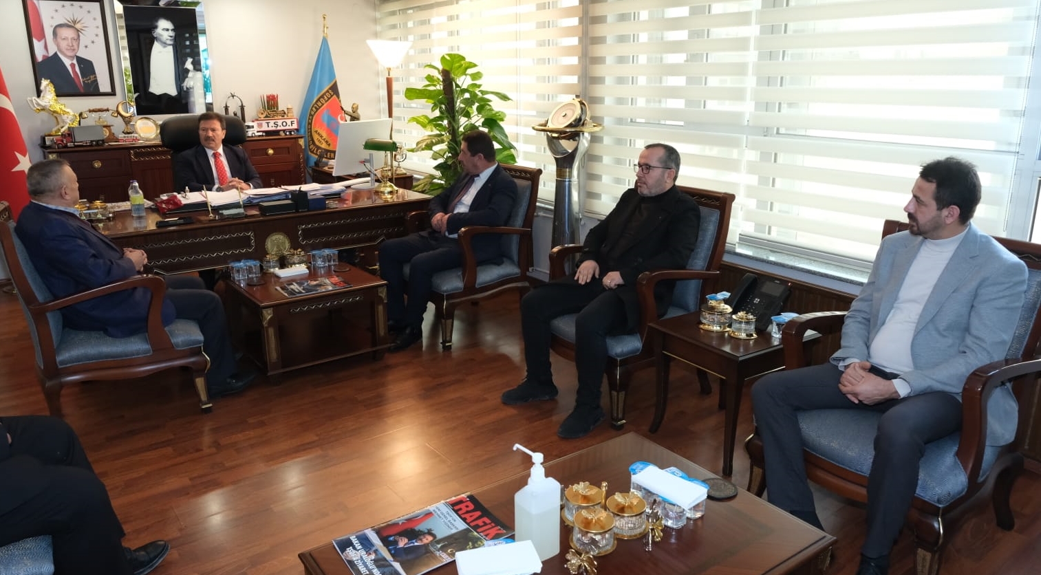 ÅžAHÄ°N, GENEL BAÅžKAN YÄ°ÄžÄ°NERâ€™E  ESNAFIN SORUNLARINI AKTARDI